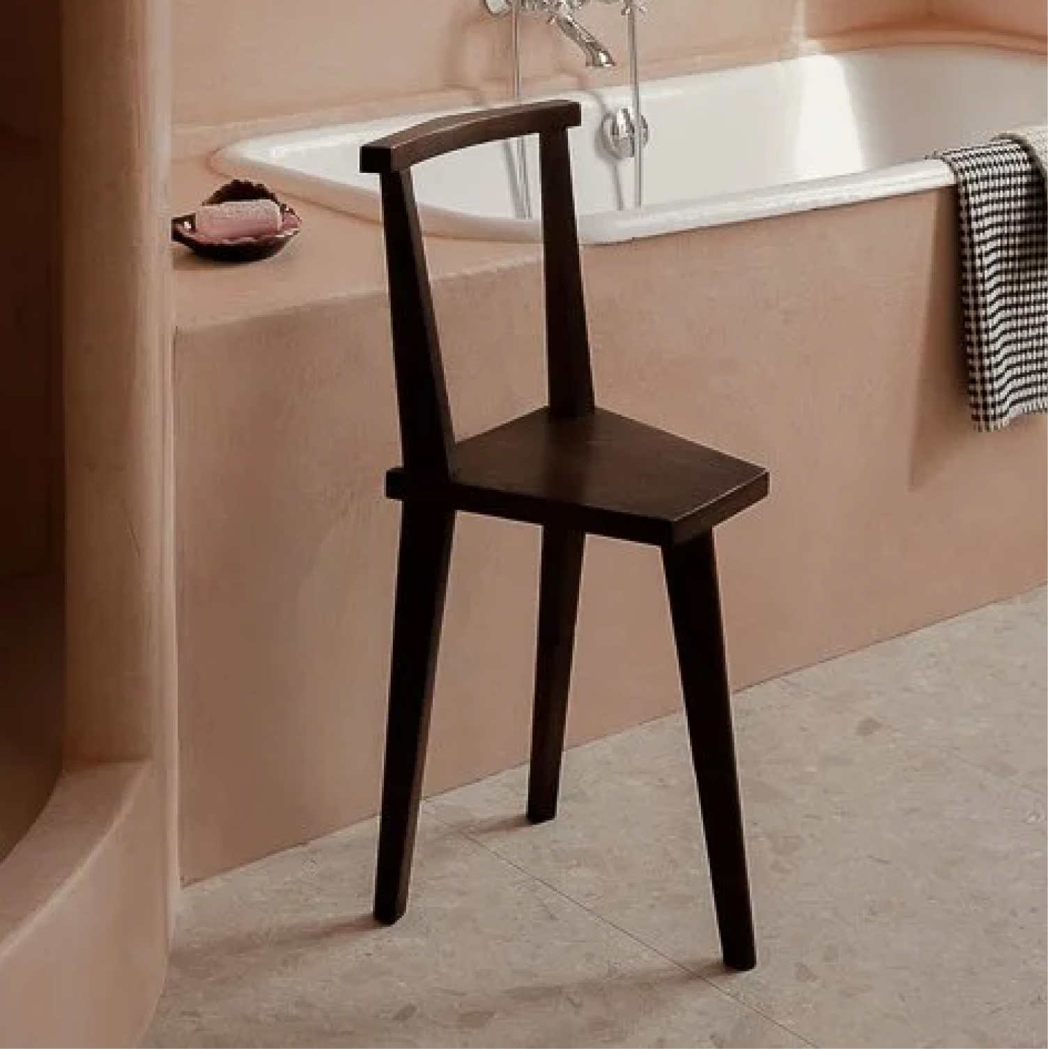 Décoration et sourcing mobilier sur-mesure, architecte d'intérieur Paris — Studio Emsé